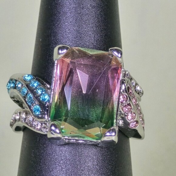Rainbow CZ Ring With Multi-Color Accents Size 6.25‎ (NWOT) - Picture 2 of 7